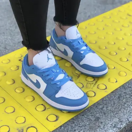 Jordan 1 Low
